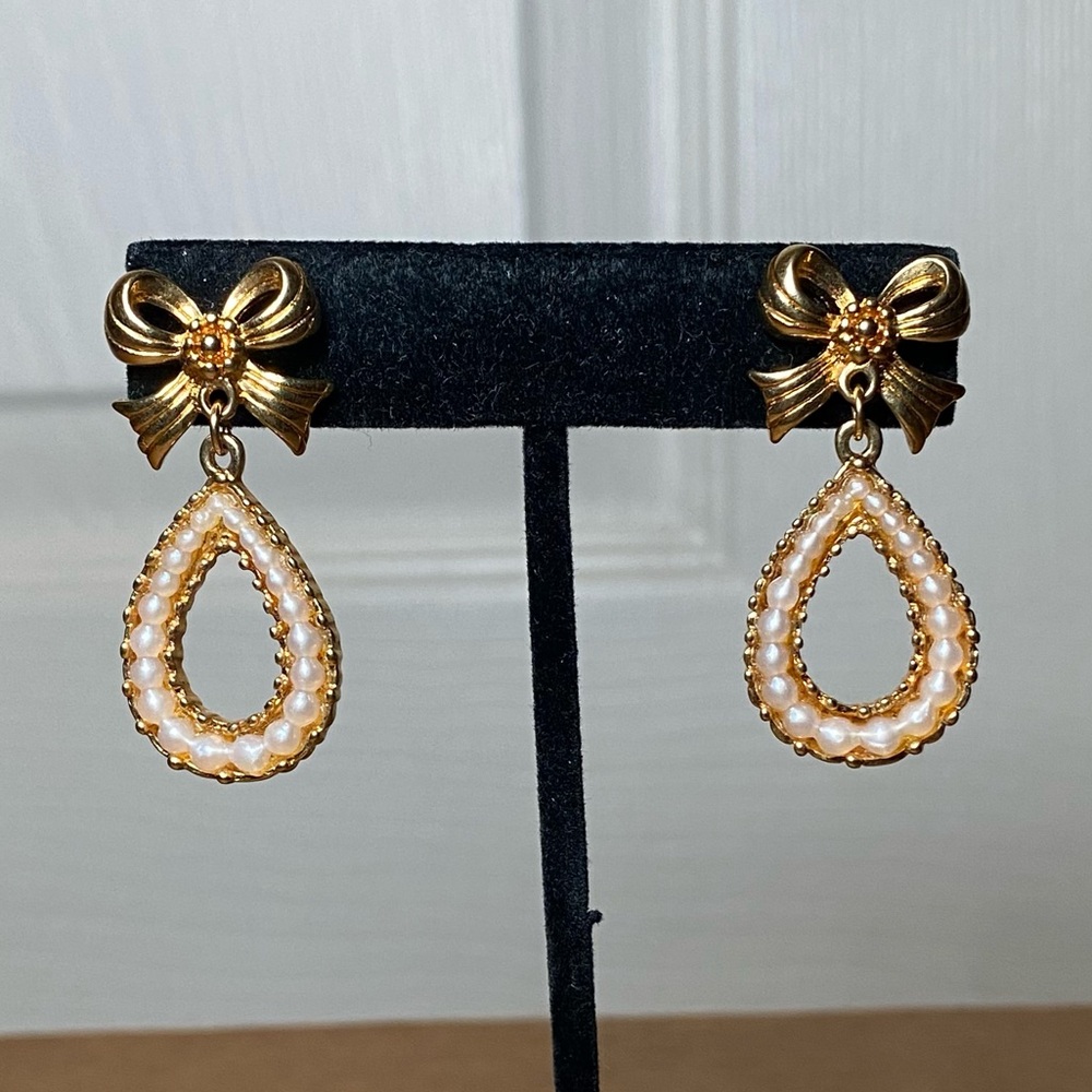 Vintage Costume Avon Earrings